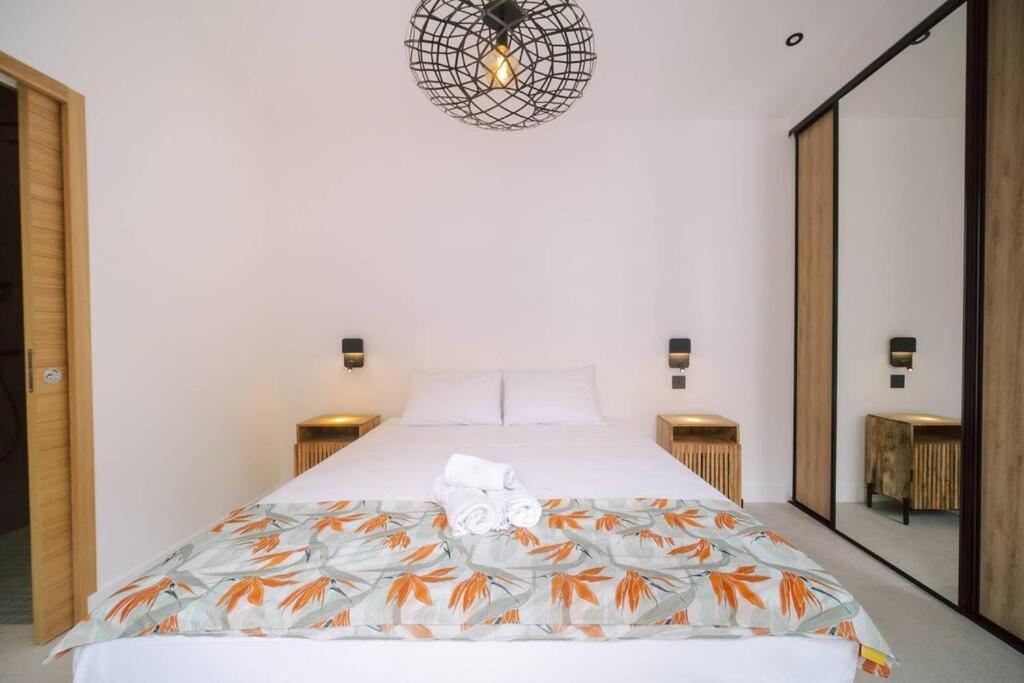 Summer Cosy - Villa Classee 4 Etoiles - 2 Suites Avec Piscine Chauffee Et Jacuzzi Integre Idealement Situee Chemin Summer Saint-Gilles-les Bains Esterno foto
