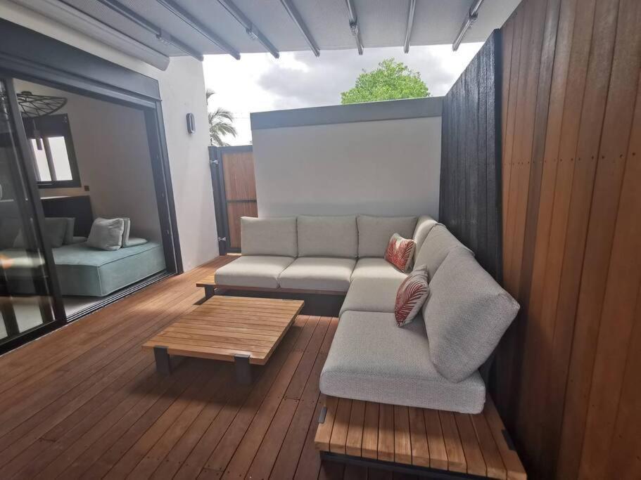 Summer Cosy - Villa Classee 4 Etoiles - 2 Suites Avec Piscine Chauffee Et Jacuzzi Integre Idealement Situee Chemin Summer Saint-Gilles-les Bains Esterno foto